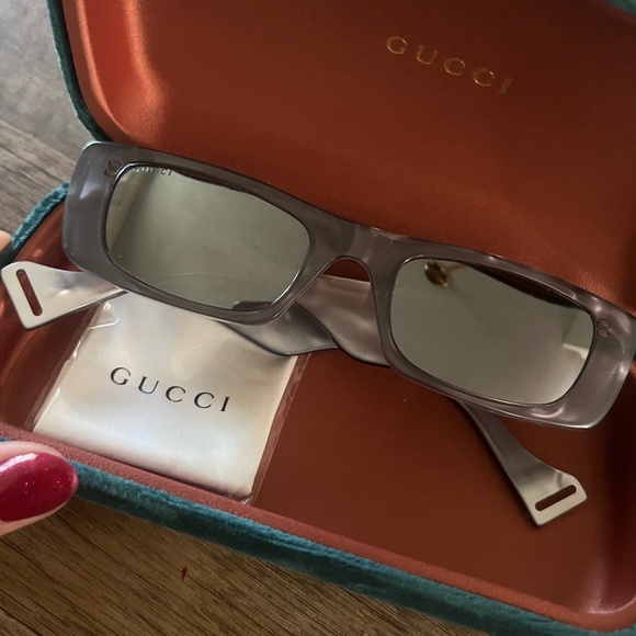 Gucci sunglasses - Picture 4 of 4